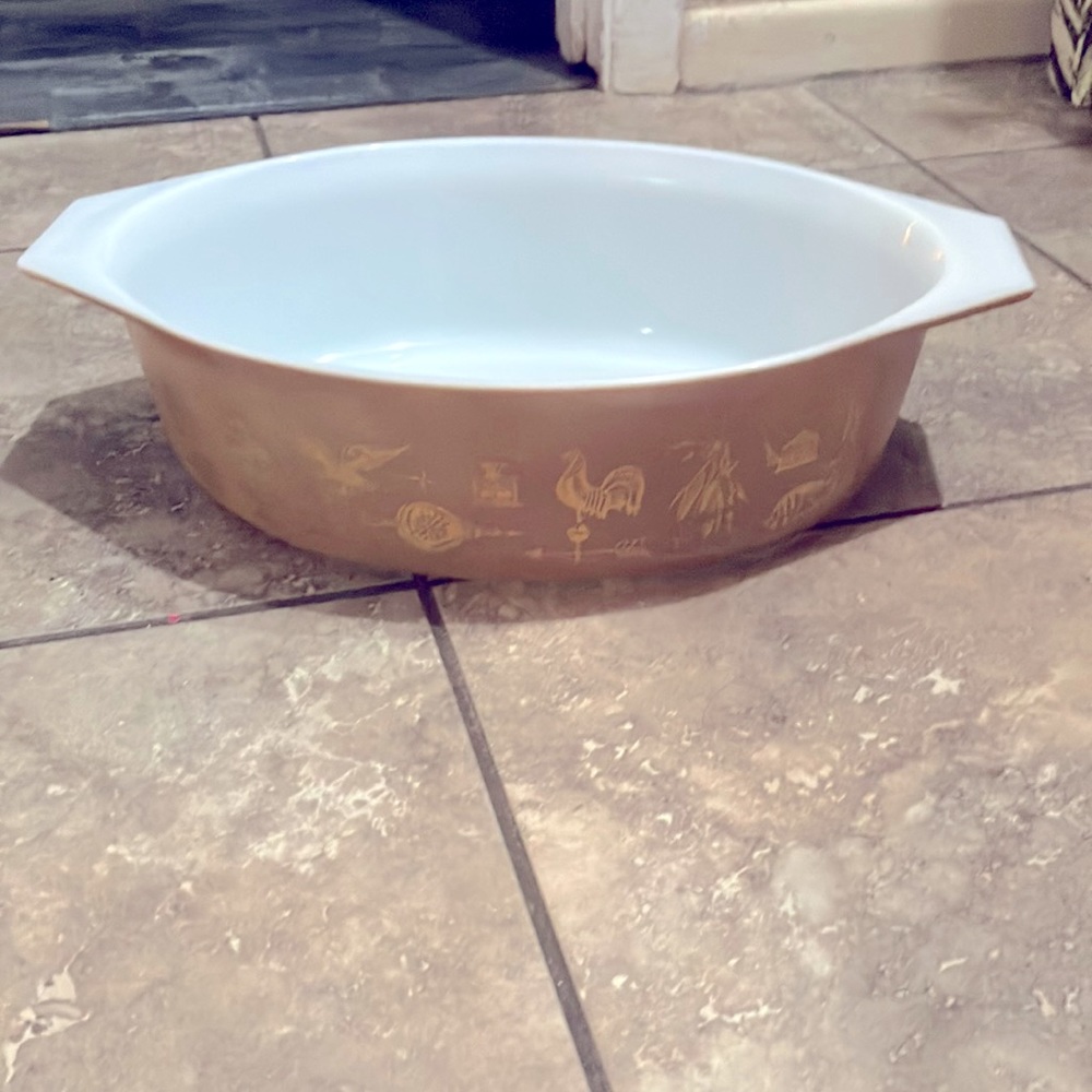 Vintage PYREX Americana 045 2 1/2 QT. #36 Casserole Dish